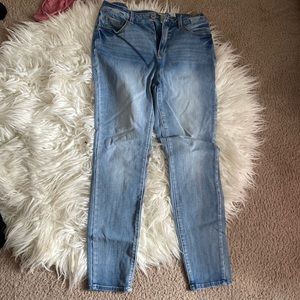 Time and tru jeans size 8 skinny